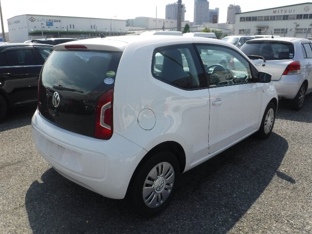 VOLKSWAGEN UP