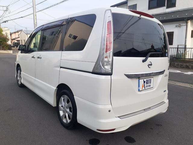 NISSAN SERENA  AT   5D   2WD