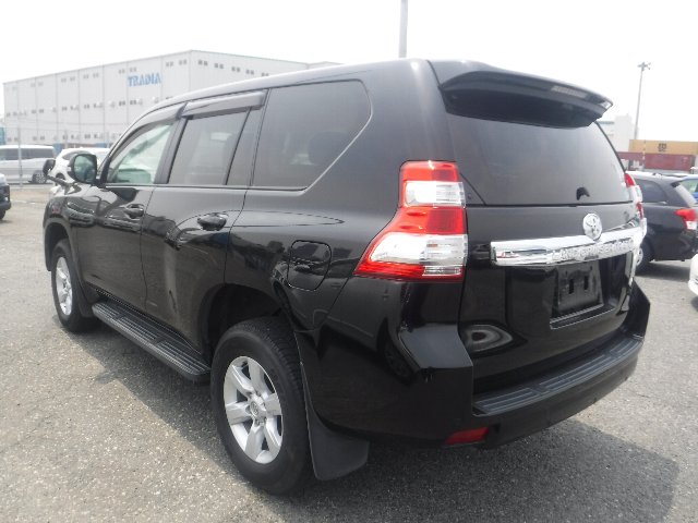 TOYOTA LANDCRUISER PRADO