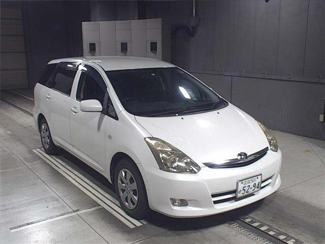 TOYOTA WISH