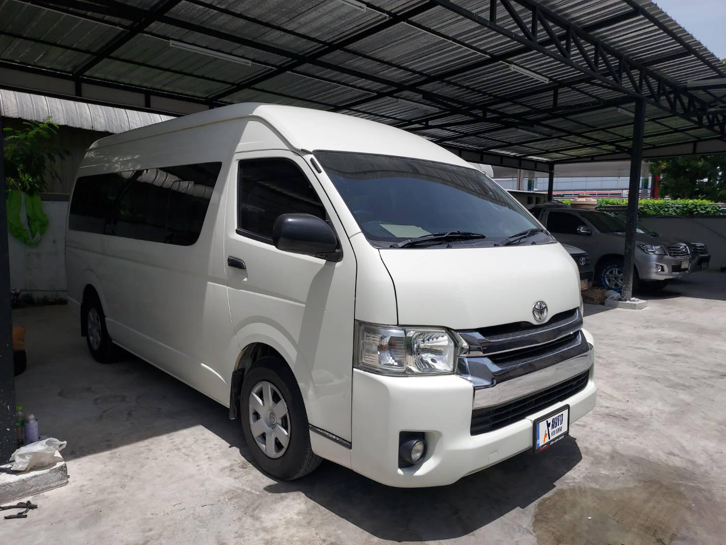 Toyota Hiace 3.0L