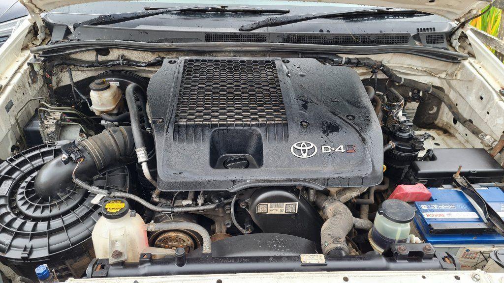 Toyota Hilux 2.5