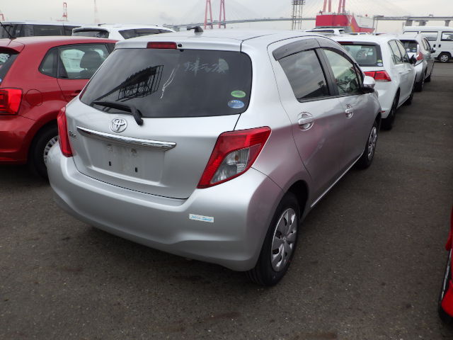 TOYOTA VITZ