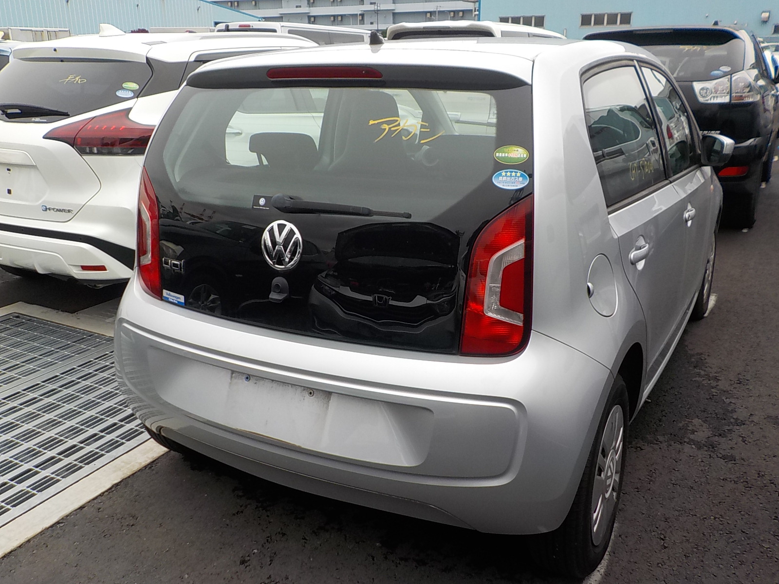 VOLKSWAGEN UP