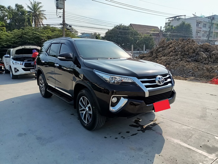 TOYOTA FORTUNER