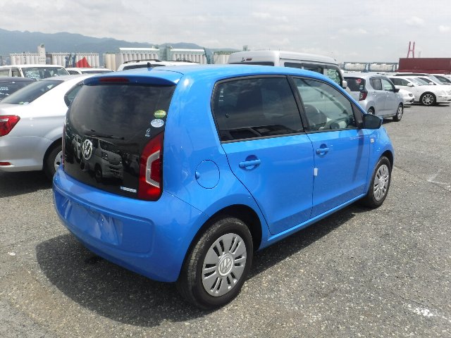 VOLKSWAGEN UP