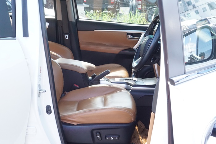 TOYOTA FORTUNER