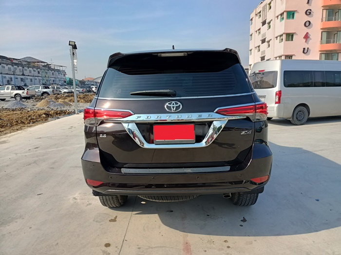 TOYOTA FORTUNER