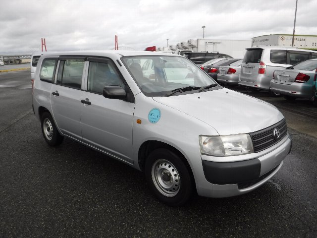 TOYOTA PROBOX VAN