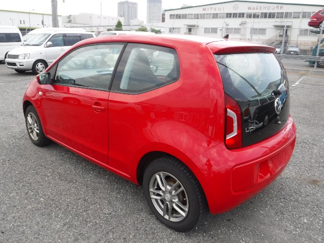 VOLKSWAGEN UP