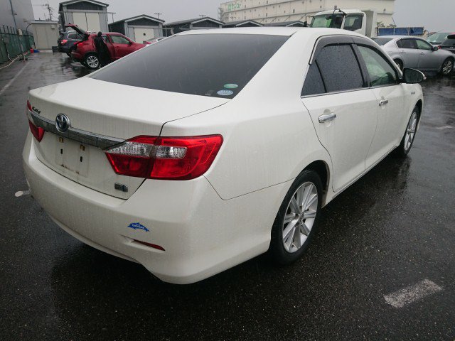 TOYOTA CAMRY