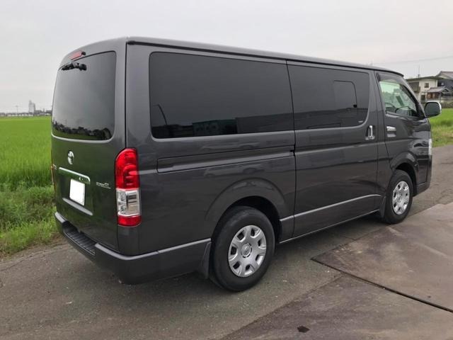 TOYOTA  HIACE