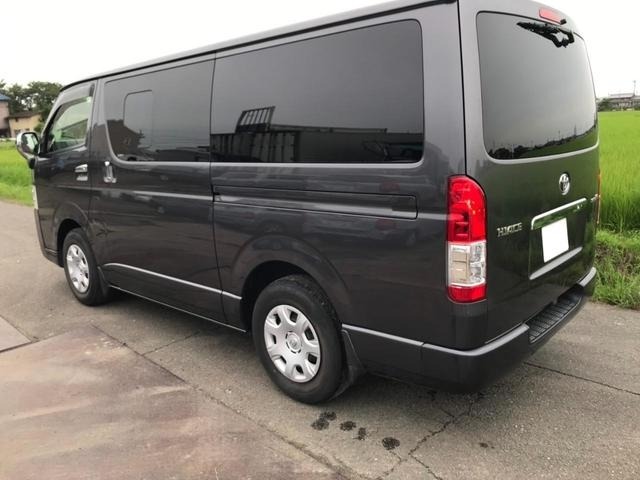 TOYOTA  HIACE