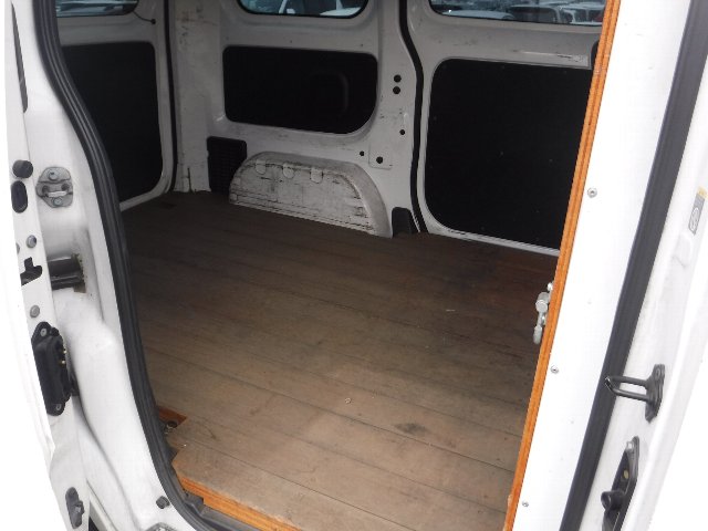 NISSAN VANETTE NV200