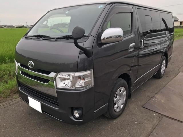 TOYOTA  HIACE