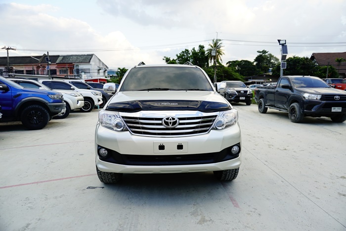 TOYOTA FORTUNER