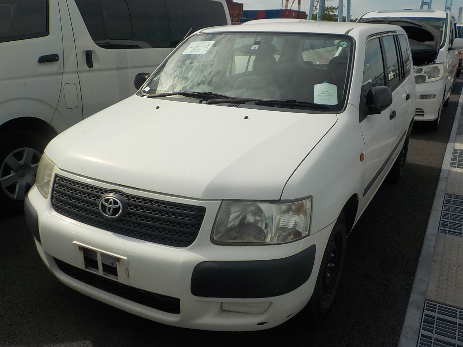 TOYOTA SUCCEED VAN