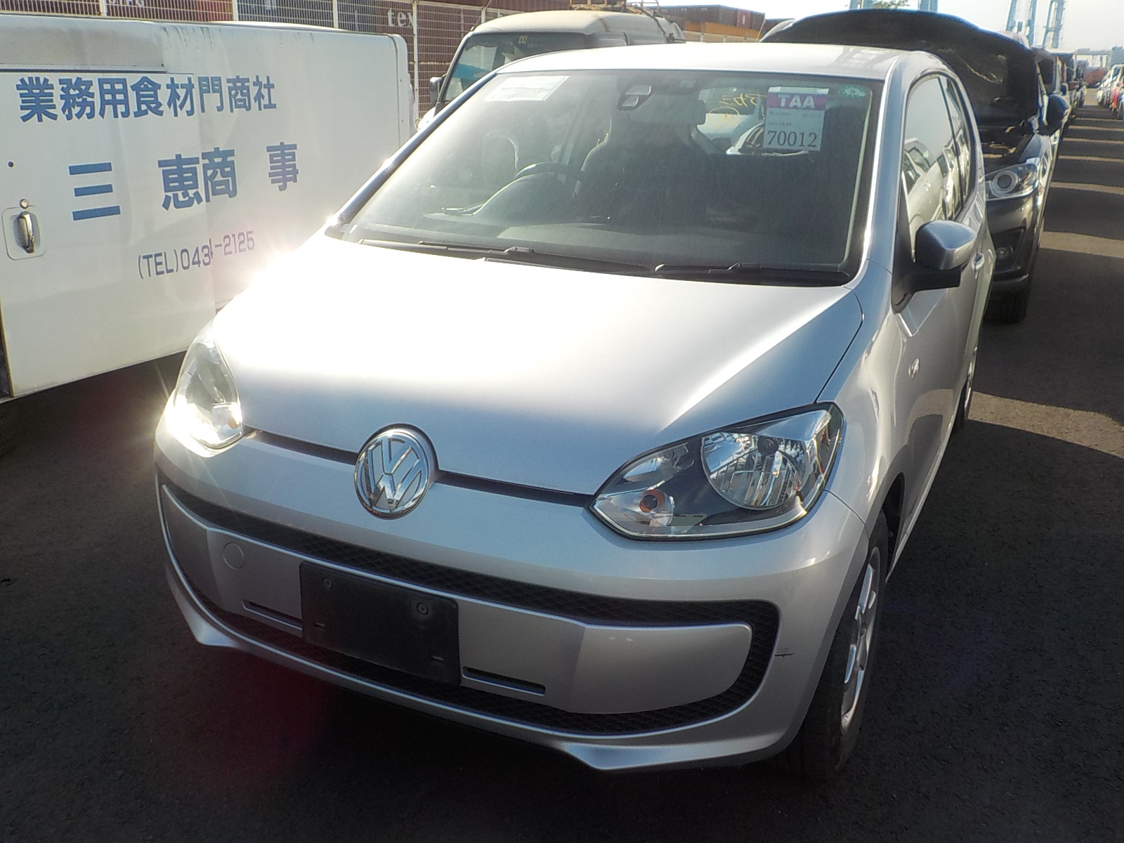 VOLKSWAGEN UP