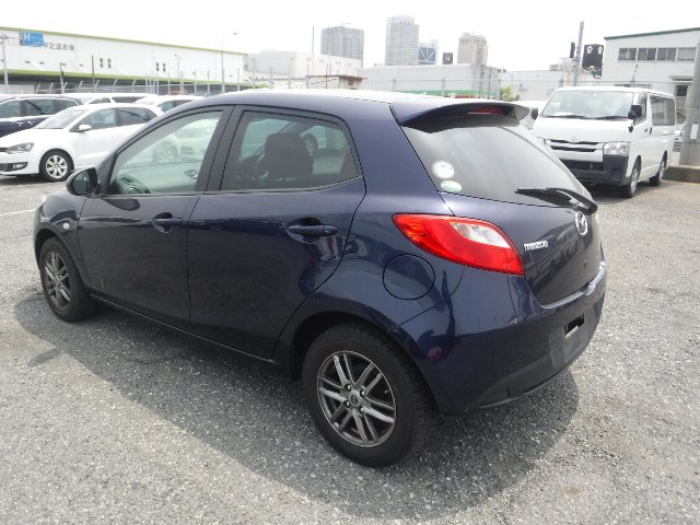 MAZDA DEMIO