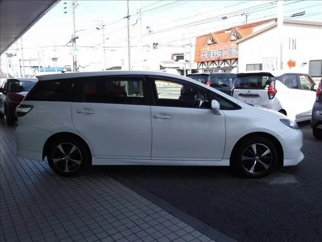 TOYOTA WISH 1.8S