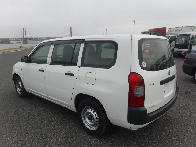 TOYOTA PROBOX VAN