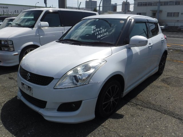 SUZUKI SWIFT