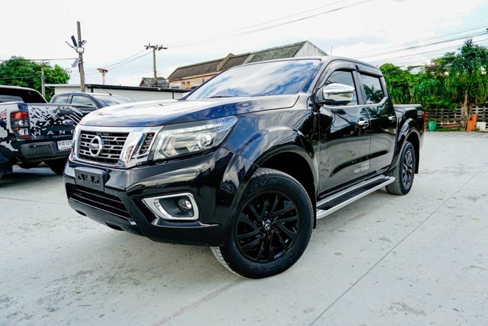 NISSAN NAVARA