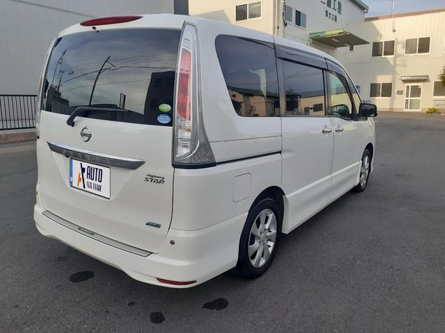 NISSAN SERENA  AT   5D   2WD