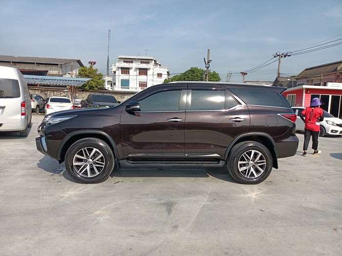 TOYOTA FORTUNER