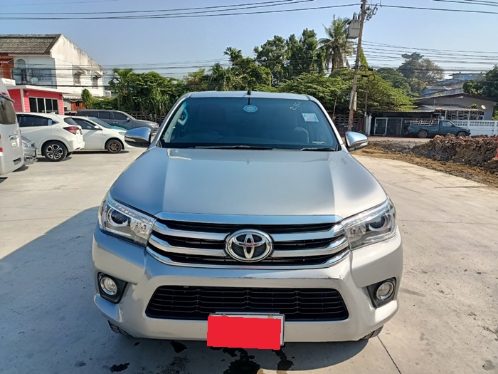 TOYOTA HILUX