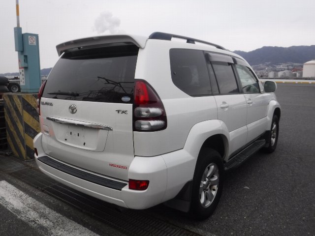 TOYOTA LANDCRUISER PRADO