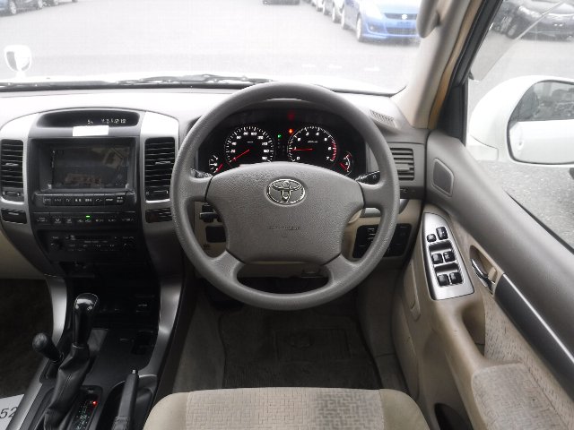 TOYOTA LANDCRUISER PRADO