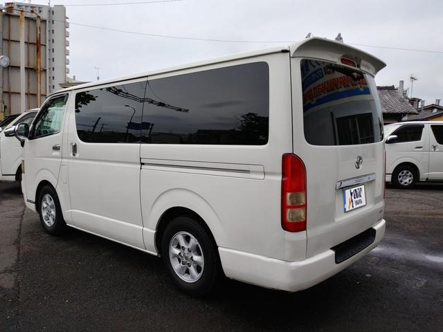 TOYOTA HIACE VAN LONG SUPER GL