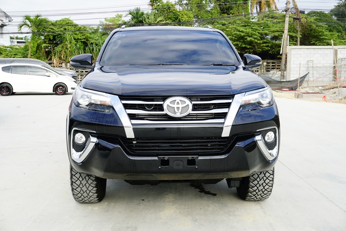 TOYOTA FORTUNER